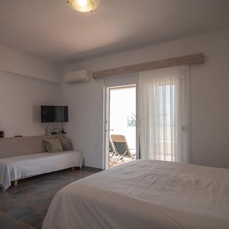 פליראקי Kathara Bay Apartments מראה חיצוני תמונה