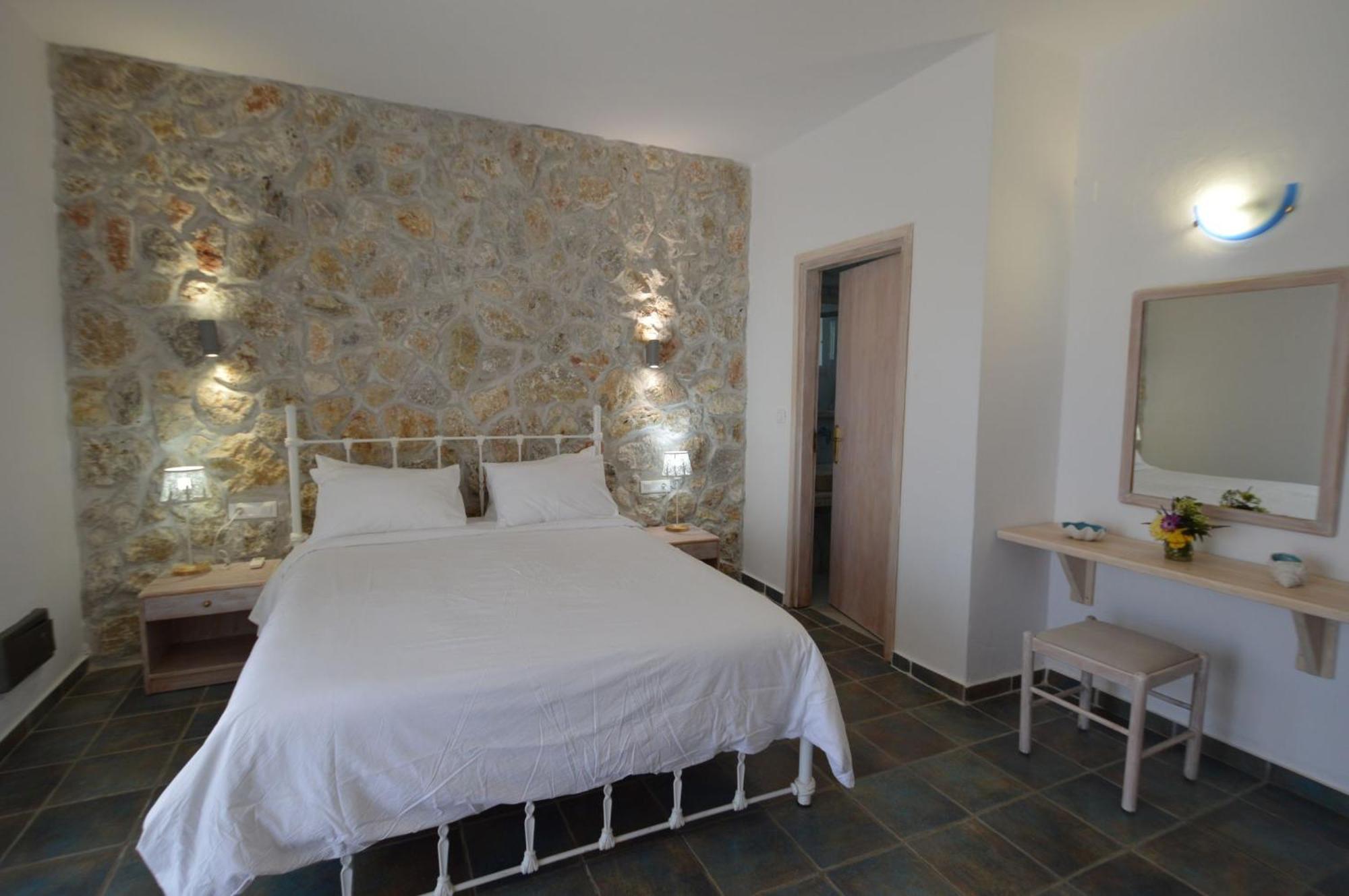 פליראקי Kathara Bay Apartments מראה חיצוני תמונה