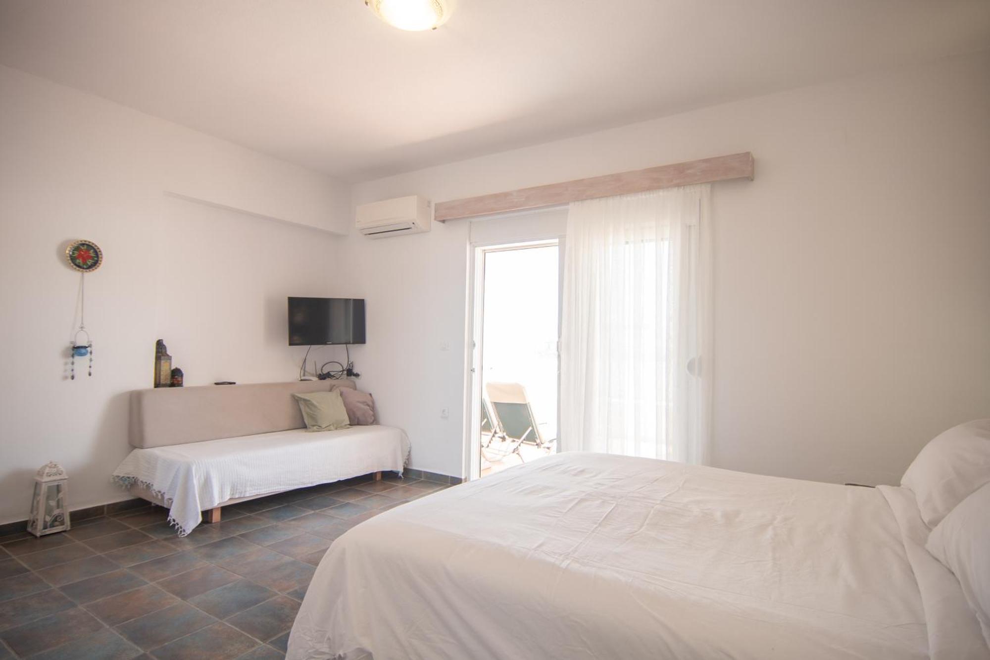 פליראקי Kathara Bay Apartments מראה חיצוני תמונה